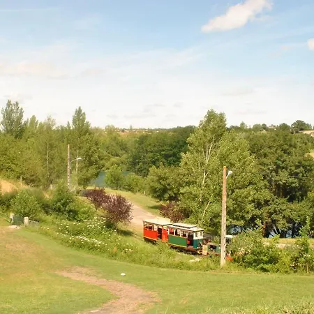 Ξενοδοχείο L'hostellerie Des Lacs 2*