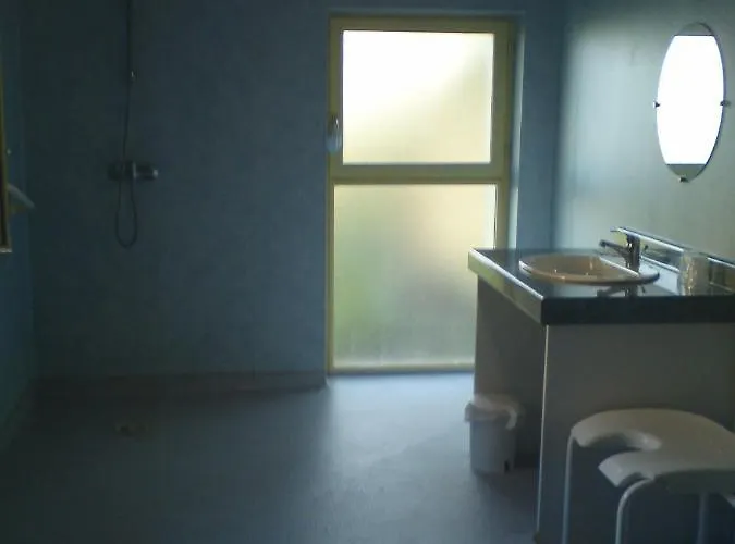 酒店 L'hostellerie Des Lacs 2*