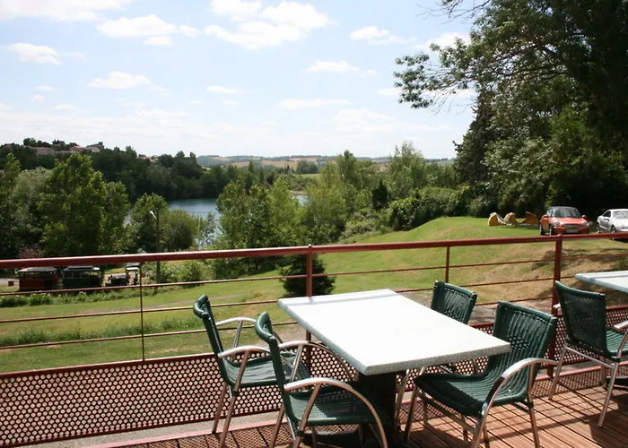 酒店 L'hostellerie Des Lacs 2*