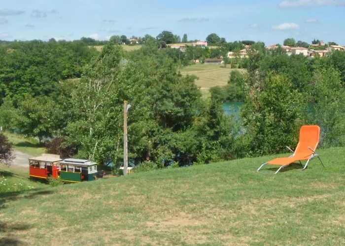 L'hostellerie Des Lacs