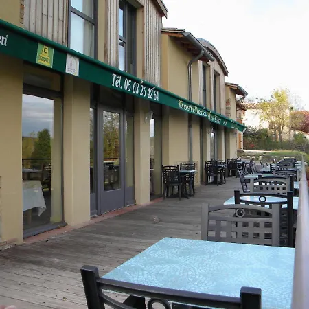 Hotel L'hostellerie Des Lacs