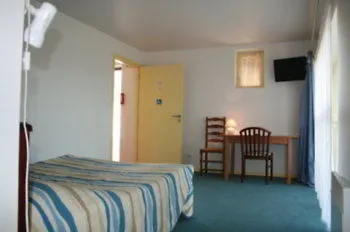 فندق L'hostellerie Des Lacs 2*