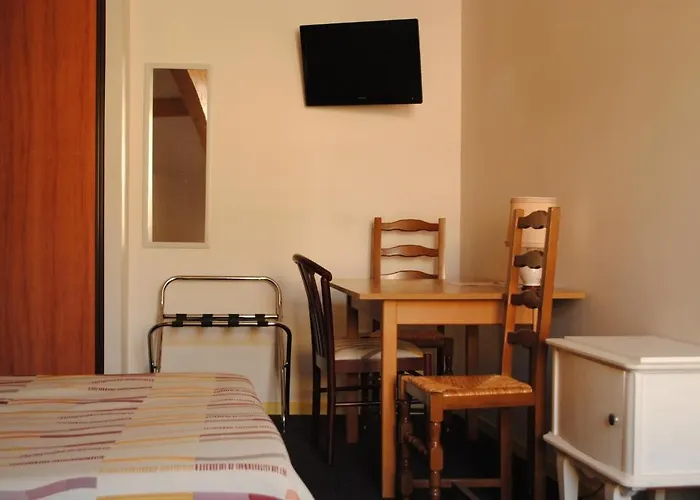 L'hostellerie Des Lacs 2*